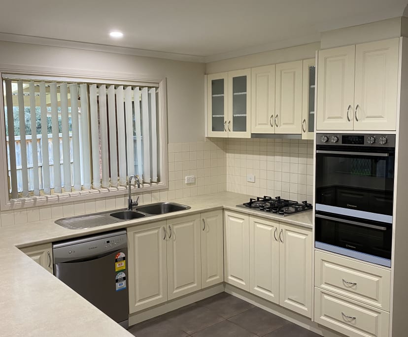 Room for Rent in Drouin, VIC 270, Flexible with f...