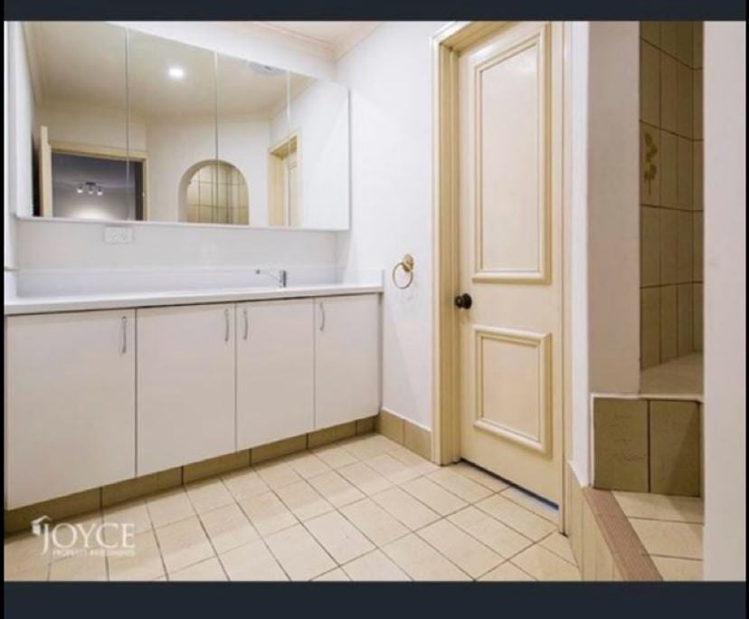 $190, Share-house, 3 bathrooms, South Perth WA 6151