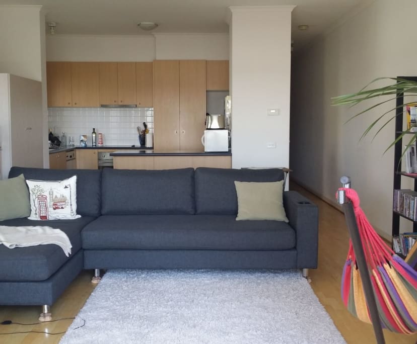 Furnished room in a flatshare