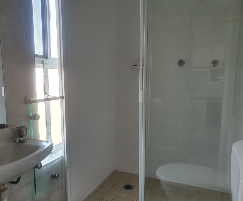 Room for Rent in Newcastle, Newcastle 200, Furnis...