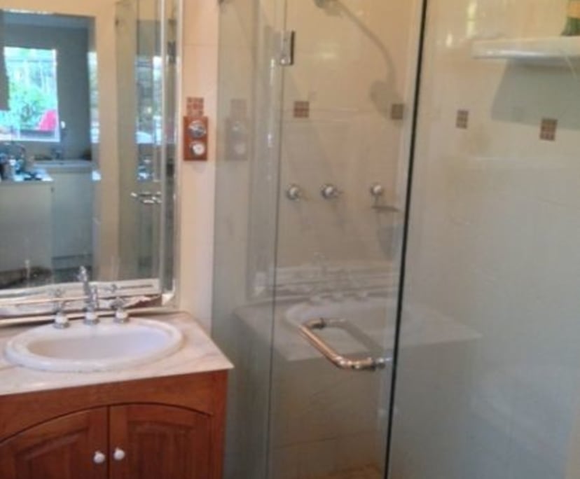 $200, Share-house, 3 bathrooms, Beverley SA 5009