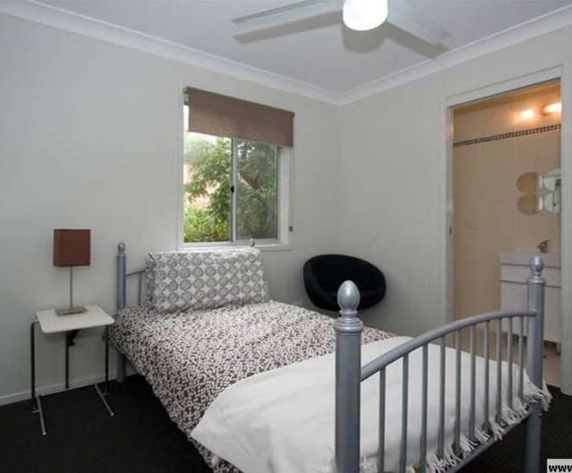 $180, Share-house, 2 rooms, Fairfield QLD 4103, Fairfield QLD 4103