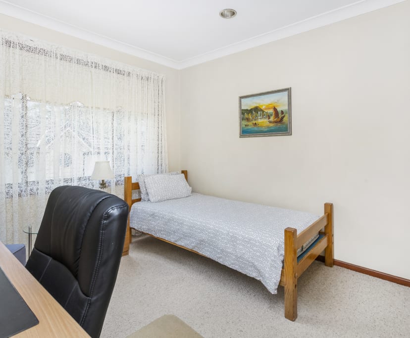 Furnished room in a share house