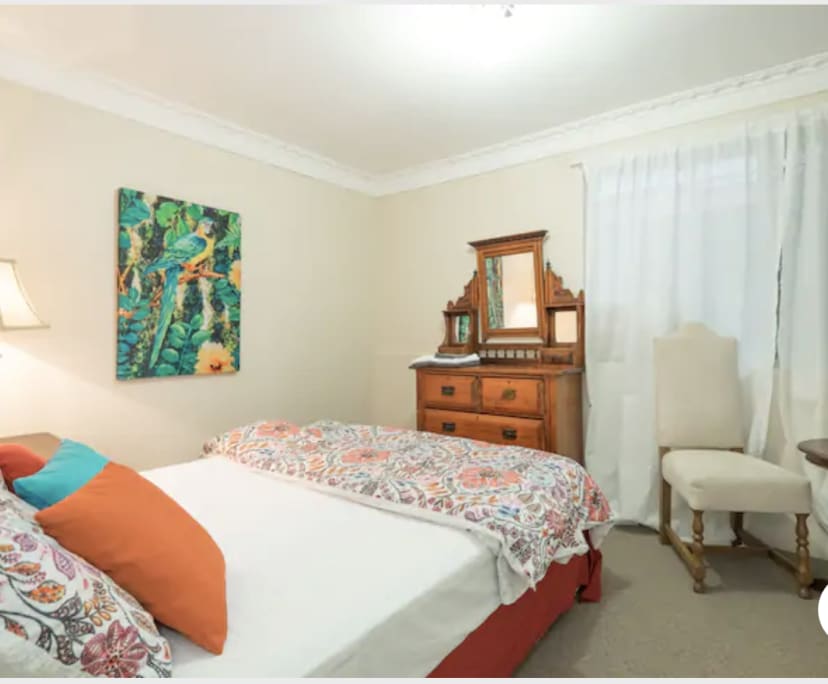 $210, Share-house, 3 bathrooms, Woolloongabba QLD 4102