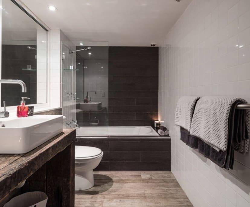 $1,150, 1-bed, 1 bathroom, Chippendale NSW 2008