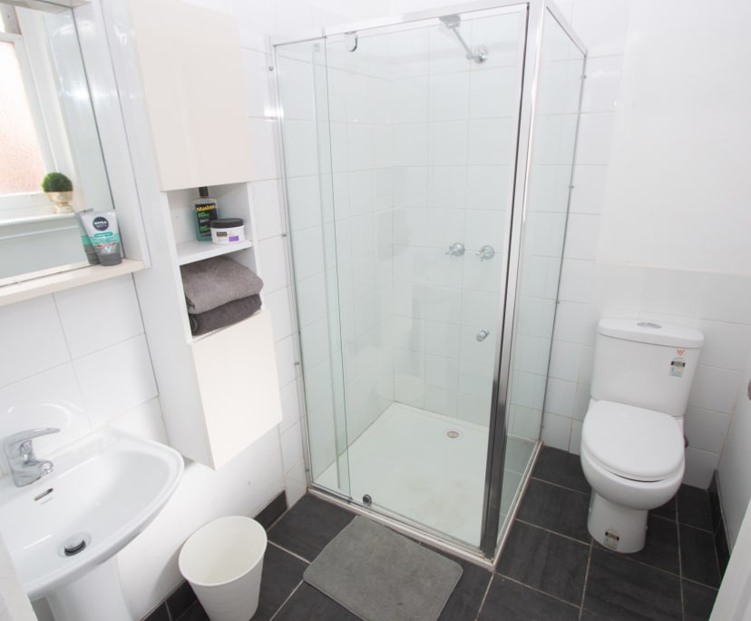 $1,500, Whole-property, 4 bathrooms, Saint Kilda VIC 3182