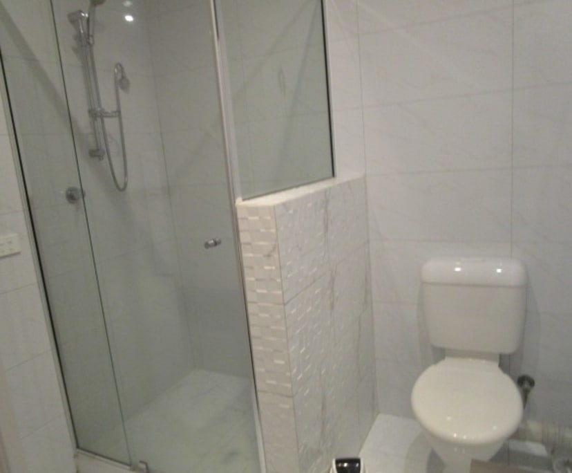 One Bed Flat for Rent in Saint Kilda East, Melbourne...