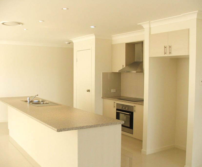 Room in a share house