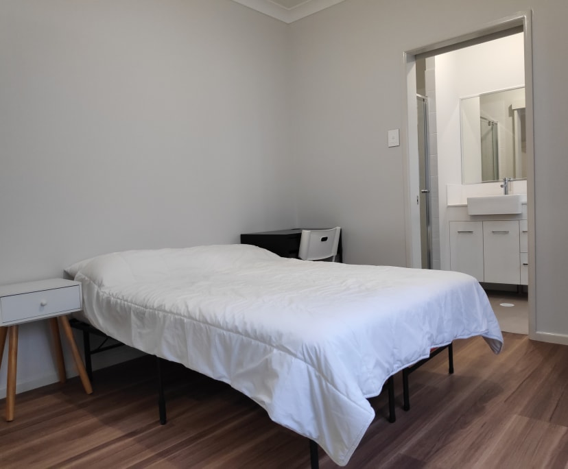 $330, Share-house, 5 bathrooms, Woolloongabba QLD 4102