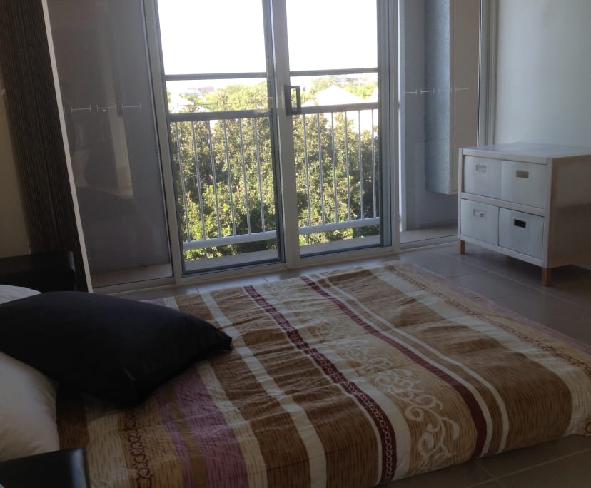 Room with ensuite in a flatshare
