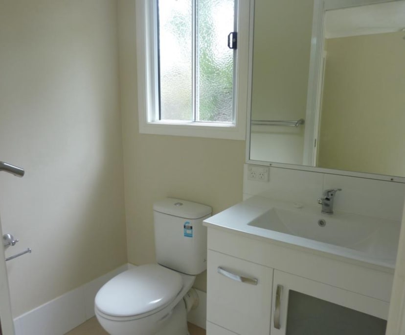 $250, Granny-flat, 1 bathroom, Brighton QLD 4017