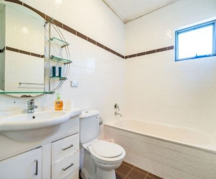 $450, Student-accommodation, 4 bathrooms, Kingsford NSW 2032