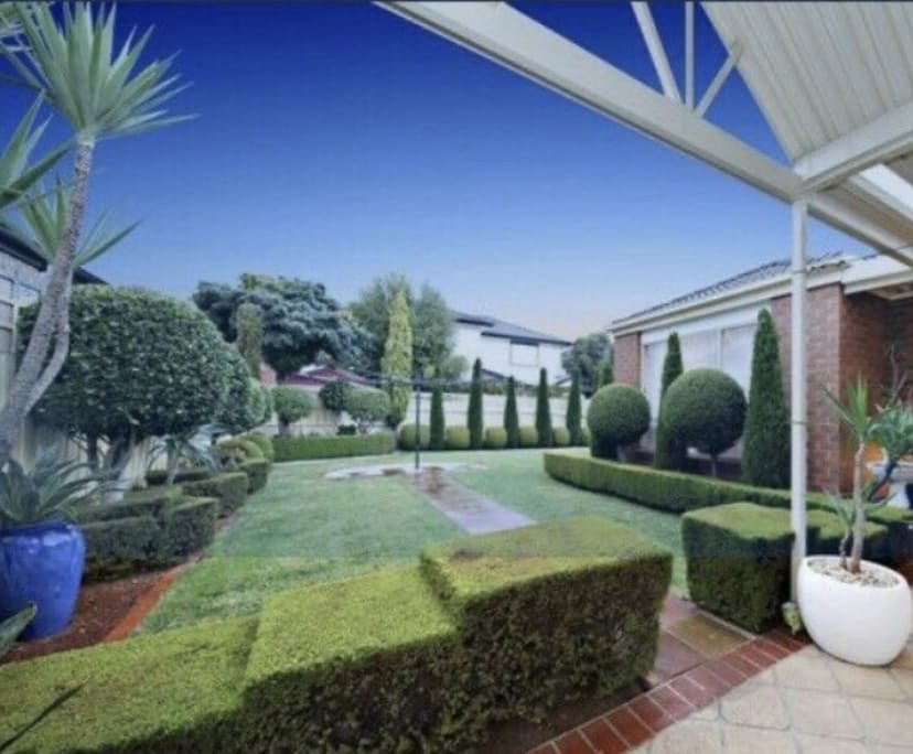 $230, Share-house, 4 bathrooms, Cairnlea VIC 3023