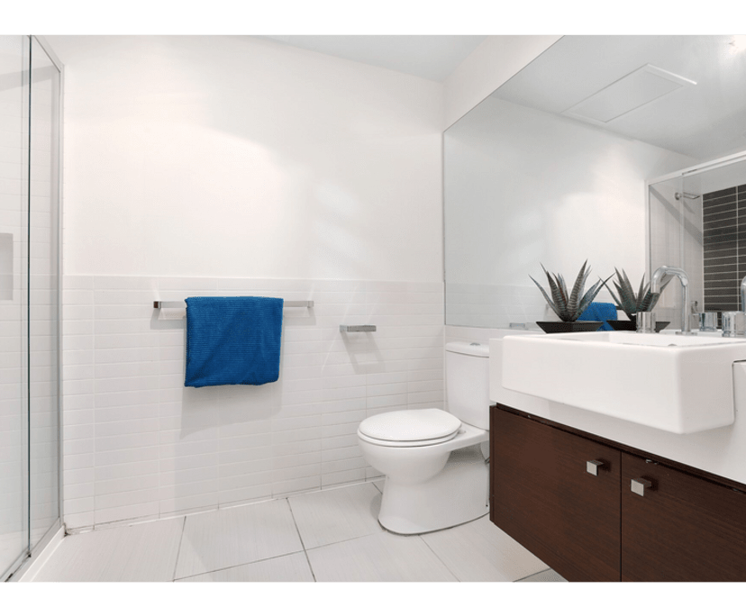 Furnished room with own bathroom