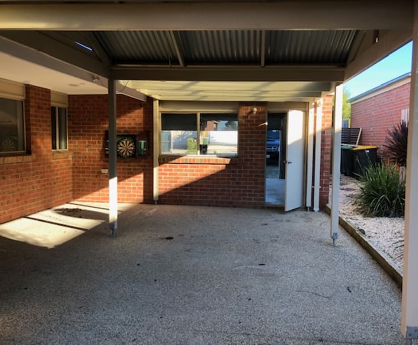 $190, Student-accommodation, 6 bathrooms, Highton VIC 3216
