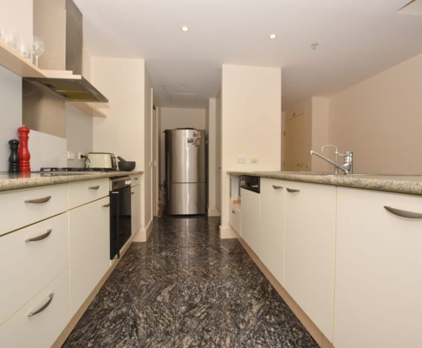 $400, Flatshare, 2 bathrooms, Melbourne VIC 3004