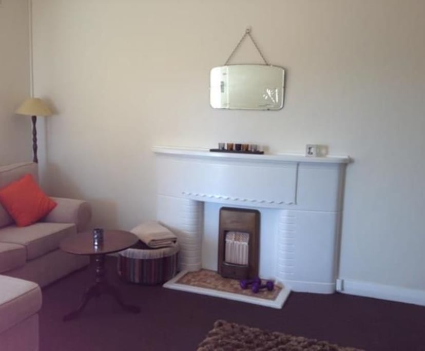 Unfurnished room in a flatshare