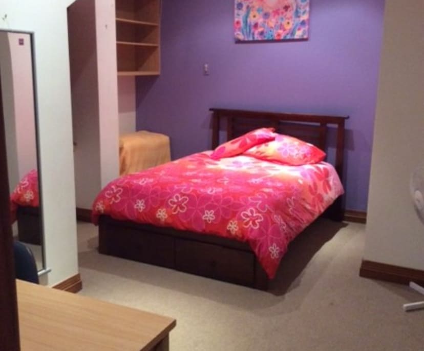2 Rooms for Rent in Middle Cove, Sydney 280, Furn...