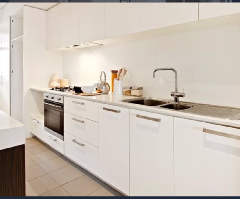 $300, Flatshare, 2 bathrooms, Docklands VIC 3008