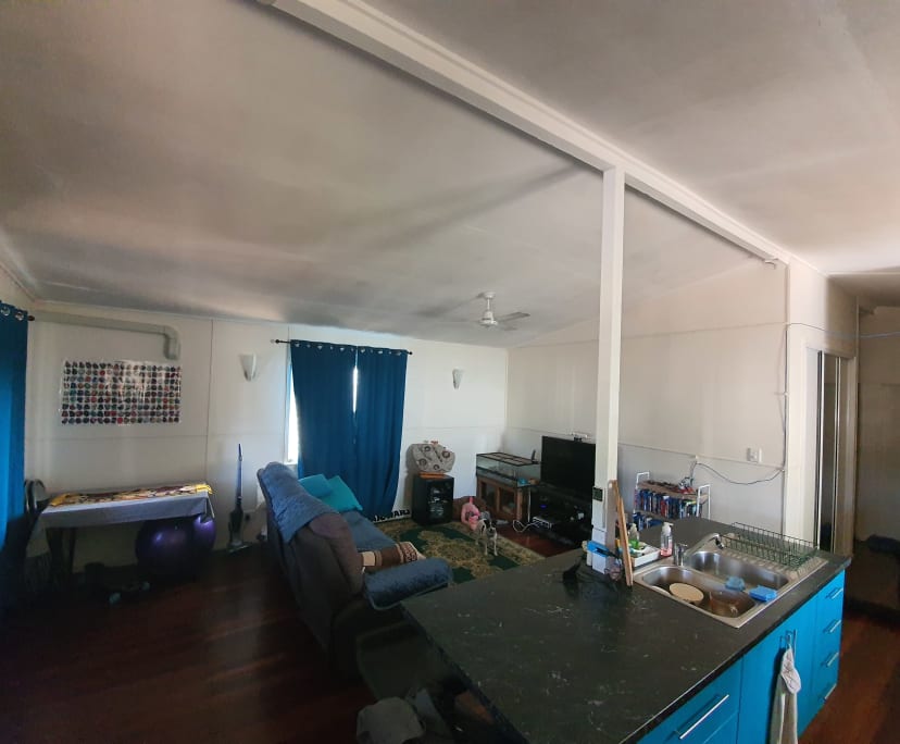 Room for Rent in Railway Estate, Townsville 220,