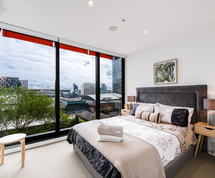 $760, Whole-property, 2 bathrooms, Melbourne VIC 3000