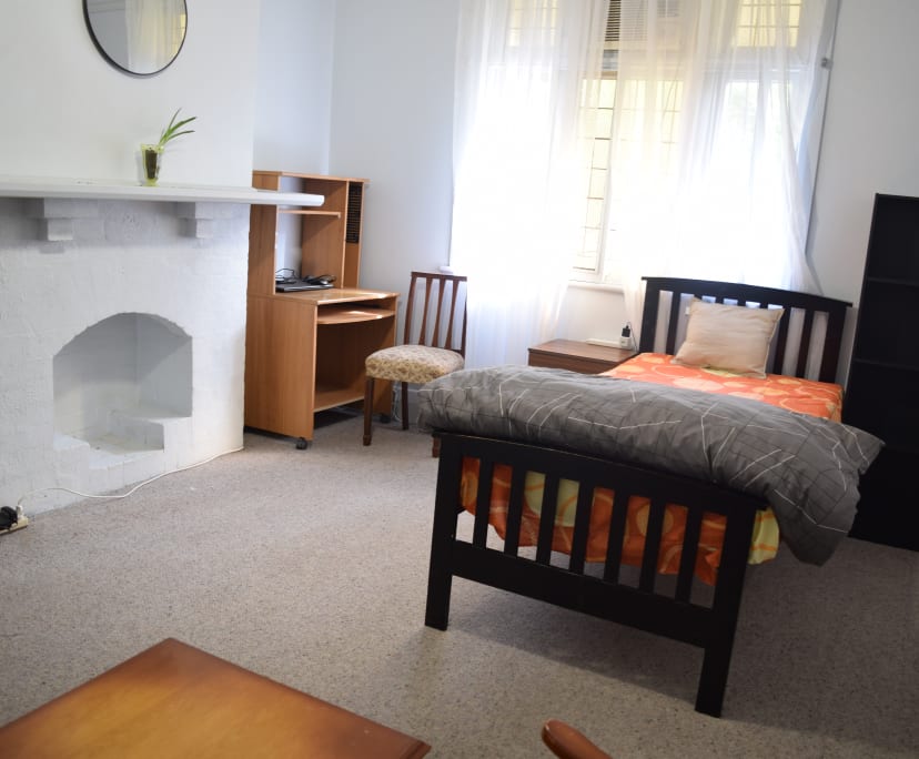 Furnished room in a share house
