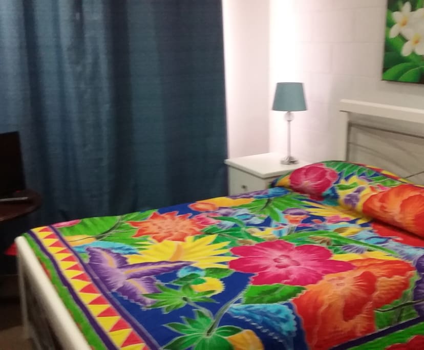 $280, Flatshare, 3 bathrooms, Cannonvale QLD 4802