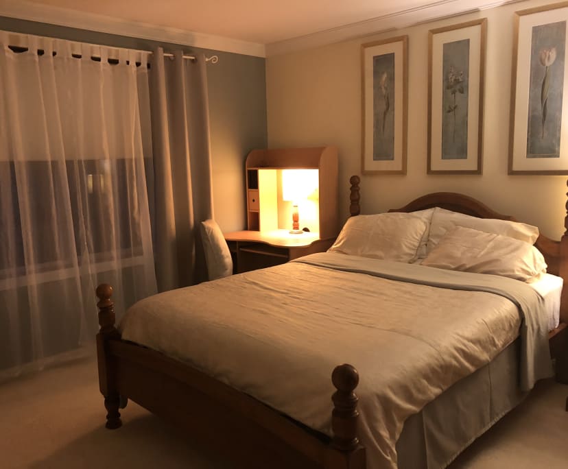 Furnished room in a share house