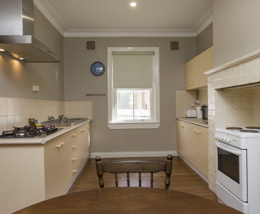 2 Rooms for Rent in Young, NSW 220, Furnished, Sh...