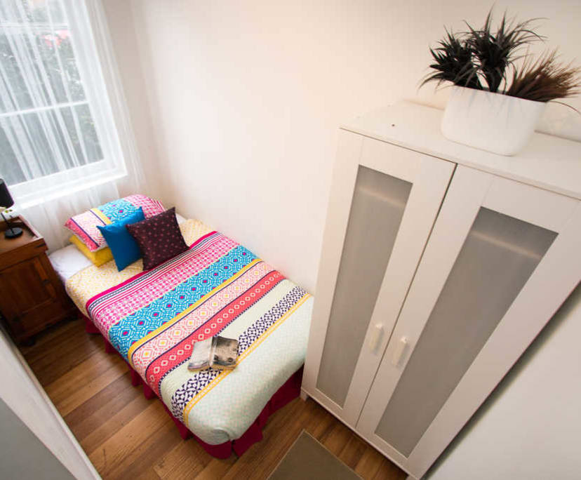 $950, Whole-property, 4 bathrooms, Balaclava VIC 3183