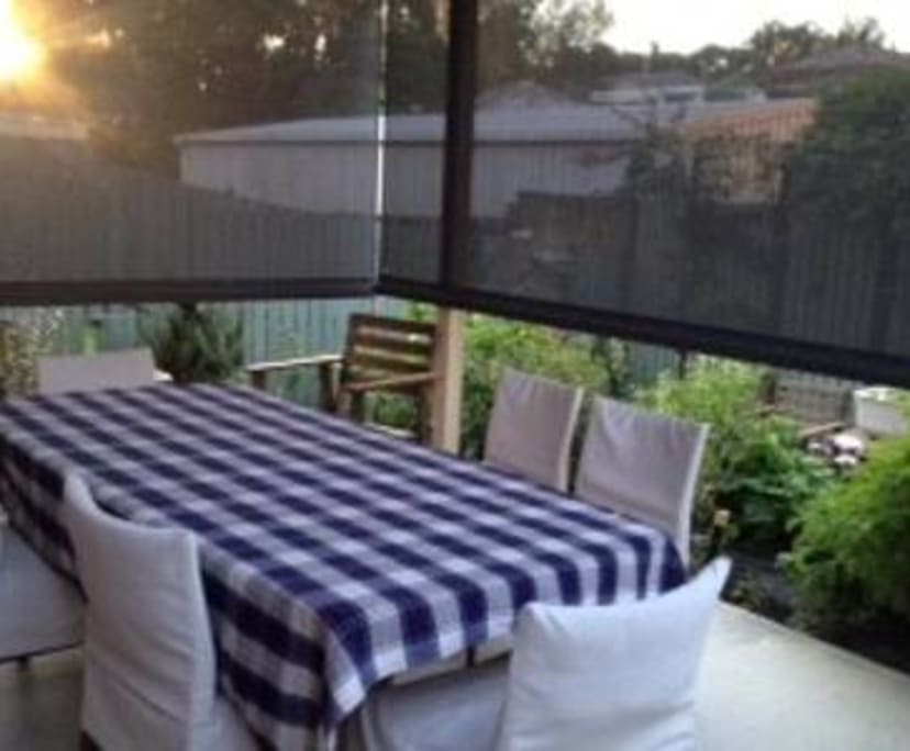 Furnished room in a flatshare