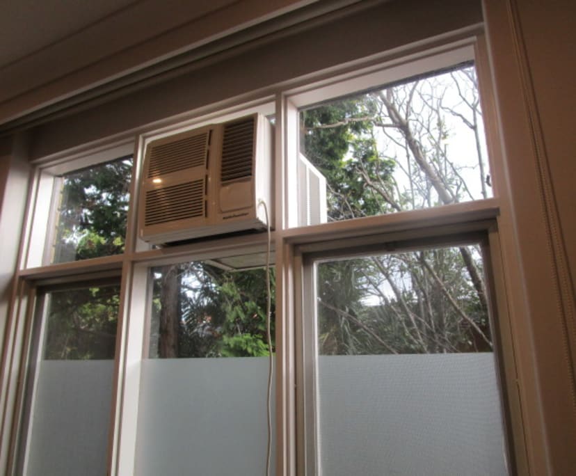 One Bed Flat for Rent in Saint Kilda East, Melbourne...