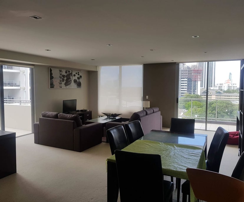 Furnished room in a flatshare