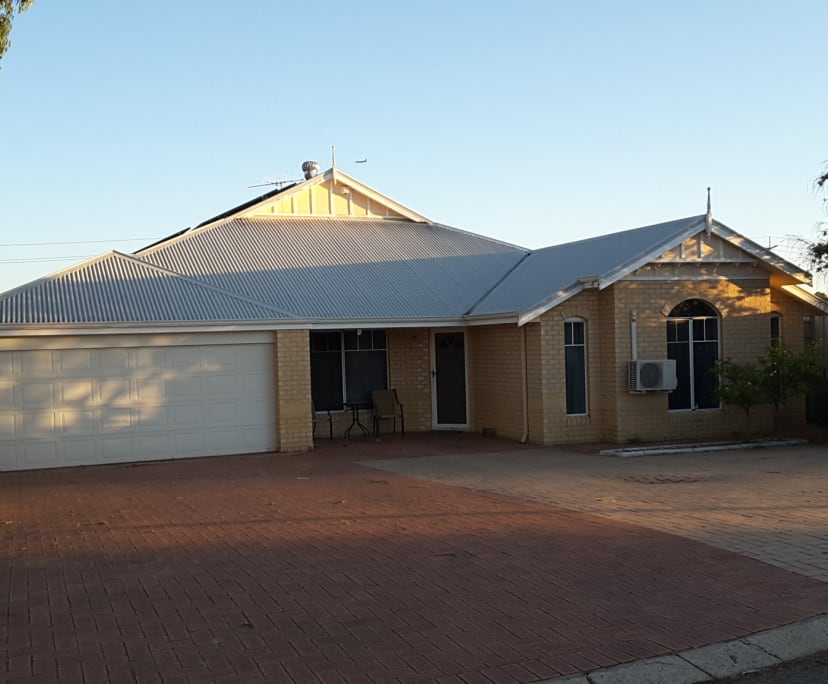 Room for Rent in East Cannington, Perth 180, Furn...