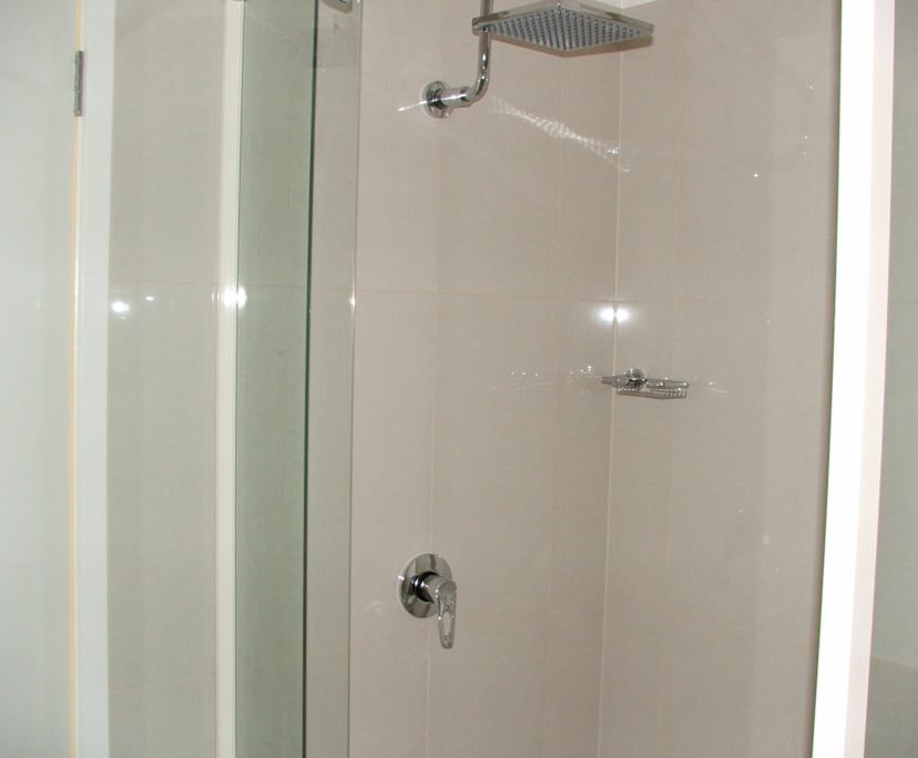 $260, Share-house, 6 bathrooms, Bethania QLD 4205