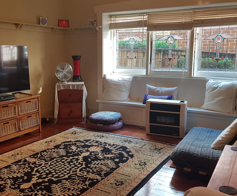 Furnished room in a flatshare