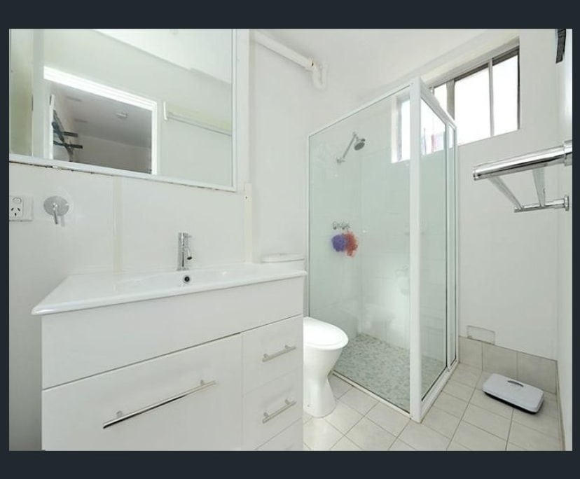 Whole property with 2 rooms for rent