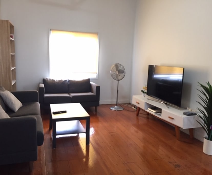 $260, Share-house, 3 bathrooms, Greenslopes QLD 4120