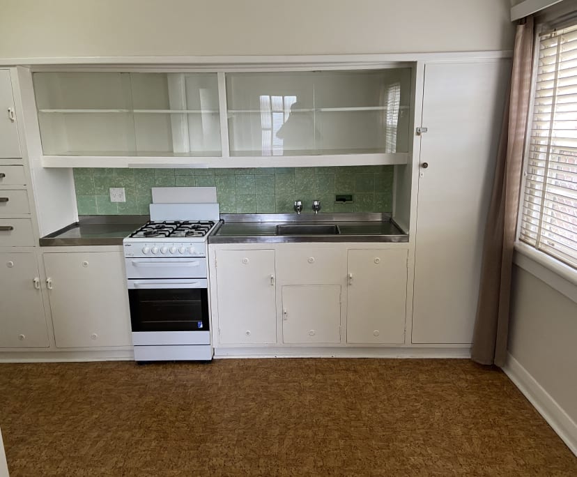 Unfurnished room in a flatshare