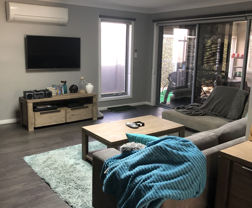 $250, Share-house, 4 bathrooms, Gobbagombalin NSW 2650