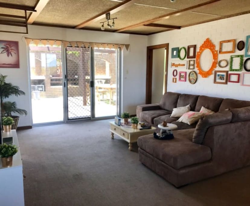 $320, Share-house, 5 bathrooms, City Beach WA 6015