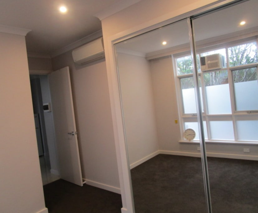 One Bed Flat for Rent in Saint Kilda East, Melbourne...