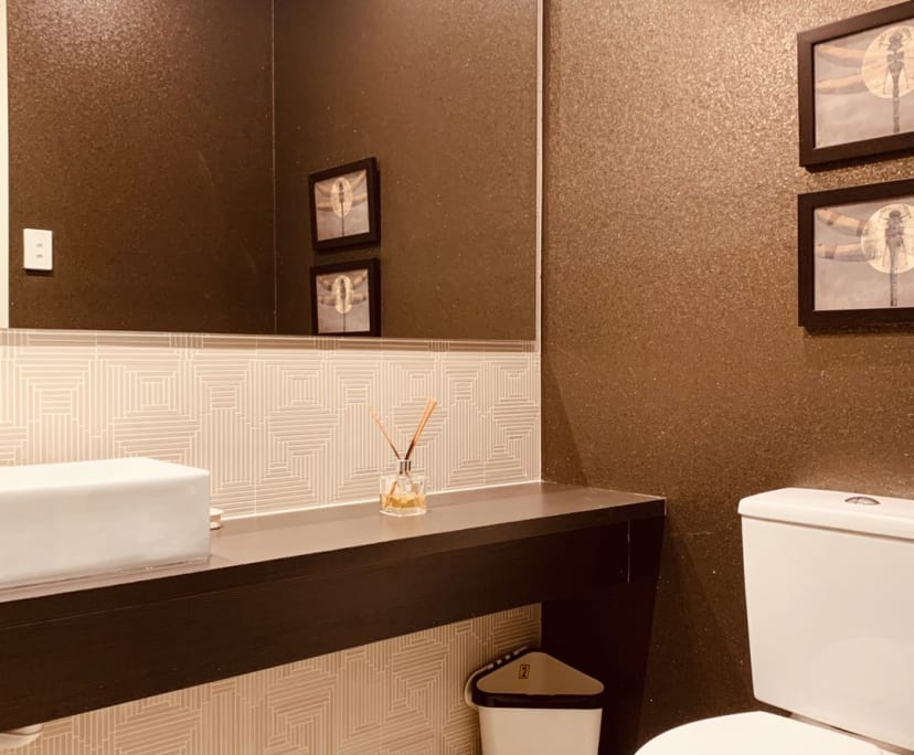 Room with ensuite in a share house