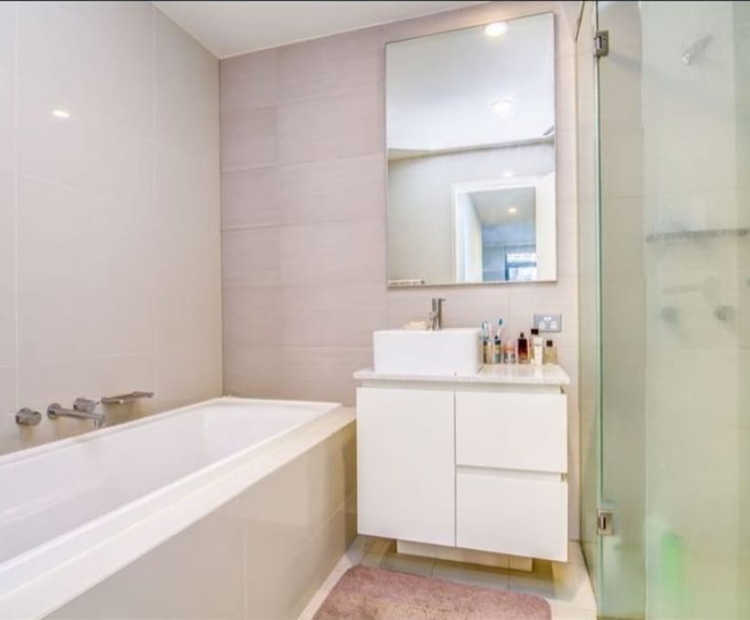 $450, Flatshare, 2 bathrooms, Rhodes NSW 2138