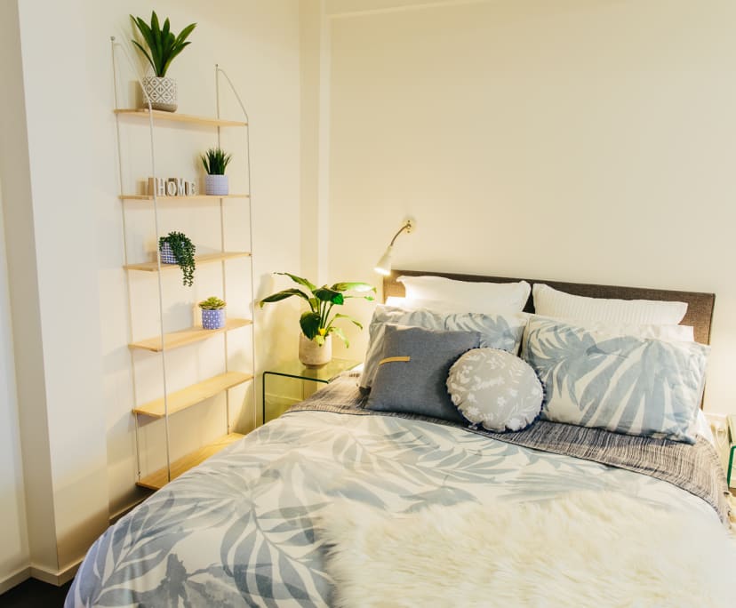 Furnished room studio flat for rent