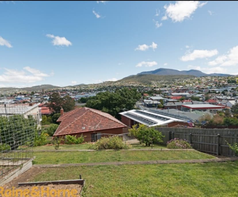Room for Rent in Glebe, Hobart 230, Furnished, Sh...