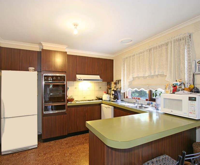 Room in a share house