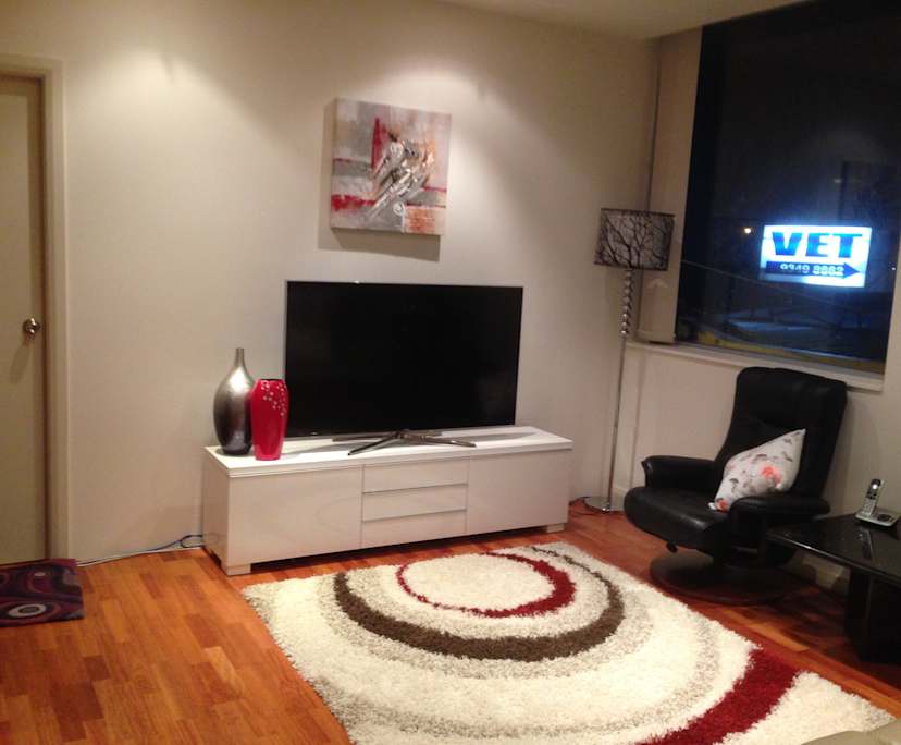 Furnished room in a flatshare