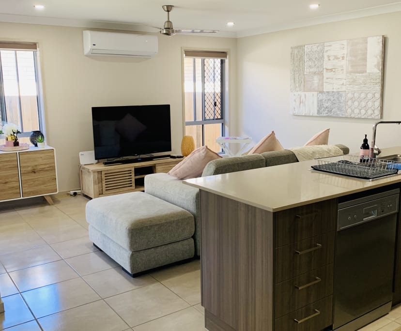 $260, Share-house, 4 bathrooms, Spring Mountain QLD 4124