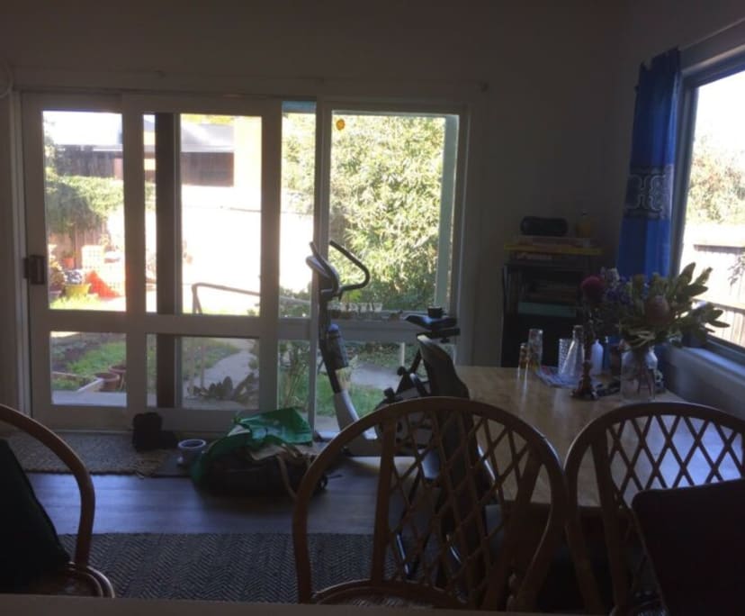 Room for Rent in Seddon, Melbourne 200, Unfurnish...